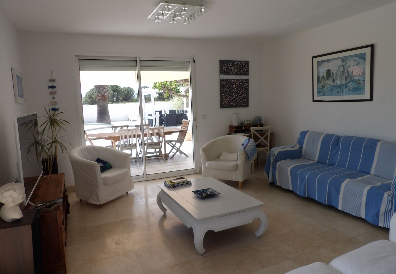 Villa à Saint-Cyprien - St Cyprien Zen et Boheme une piscine rien que pour vous