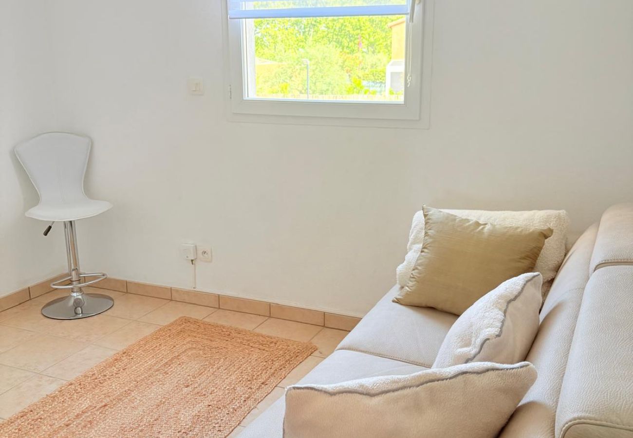 Appartement à Saint-Cyprien -  St Cyprien T3 Clim Wifi Piscine dans une magnifique résidence