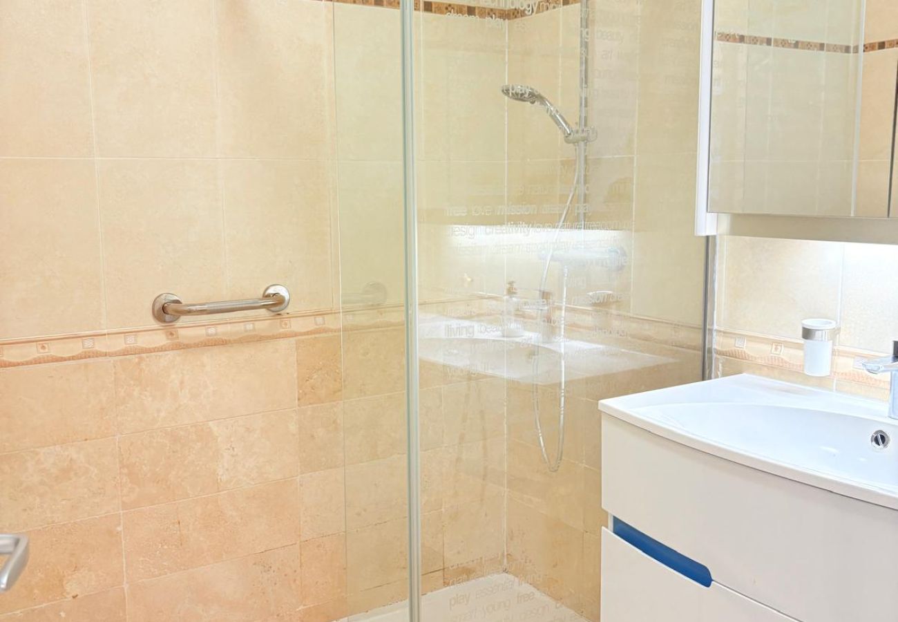 Appartement à Saint-Cyprien -  St Cyprien T3 Clim Wifi Piscine dans une magnifique résidence