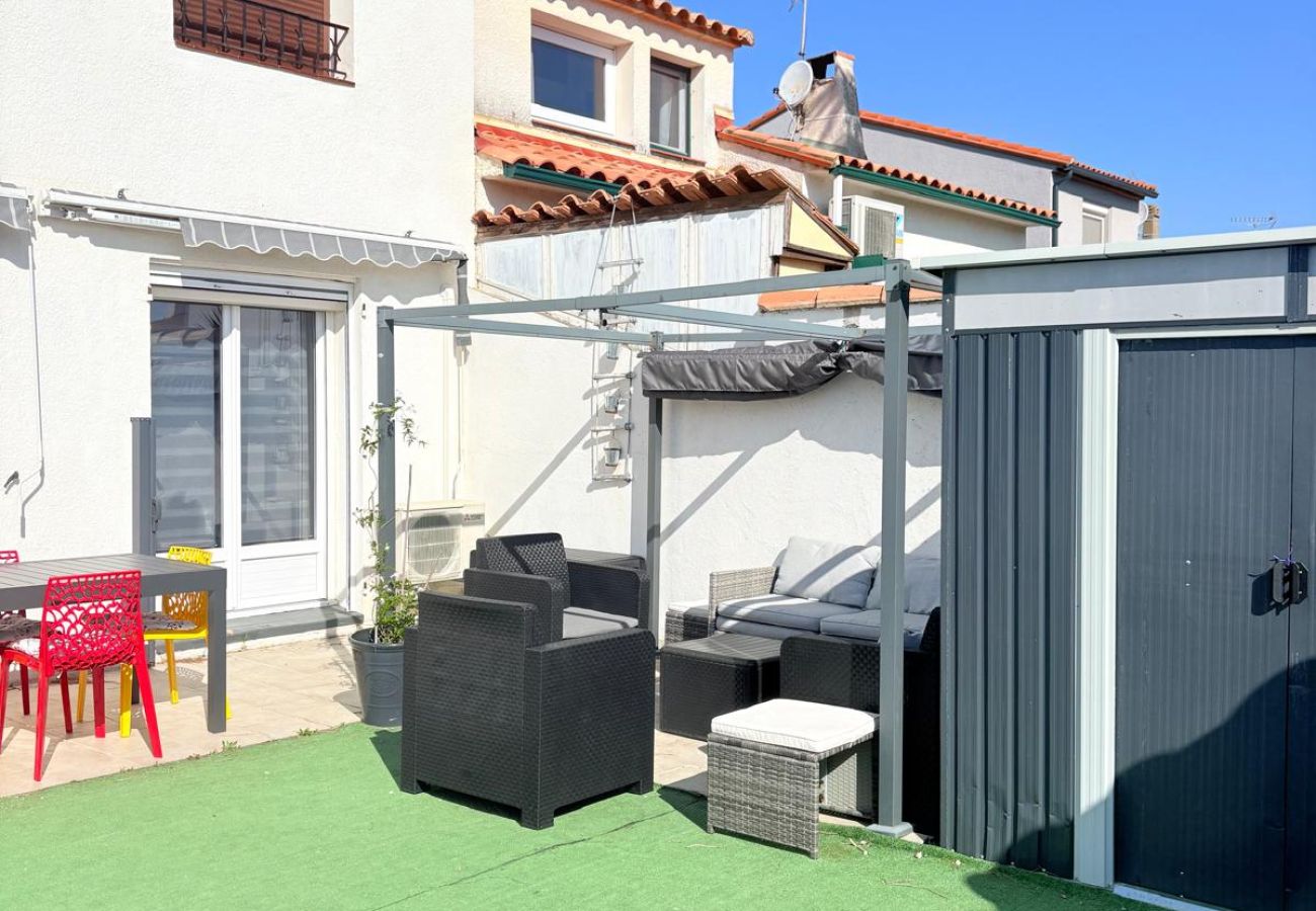 Appartement à Saint-Cyprien - REZ DE JARDIN ST CYPRIEN Posez vos valises chez nous!