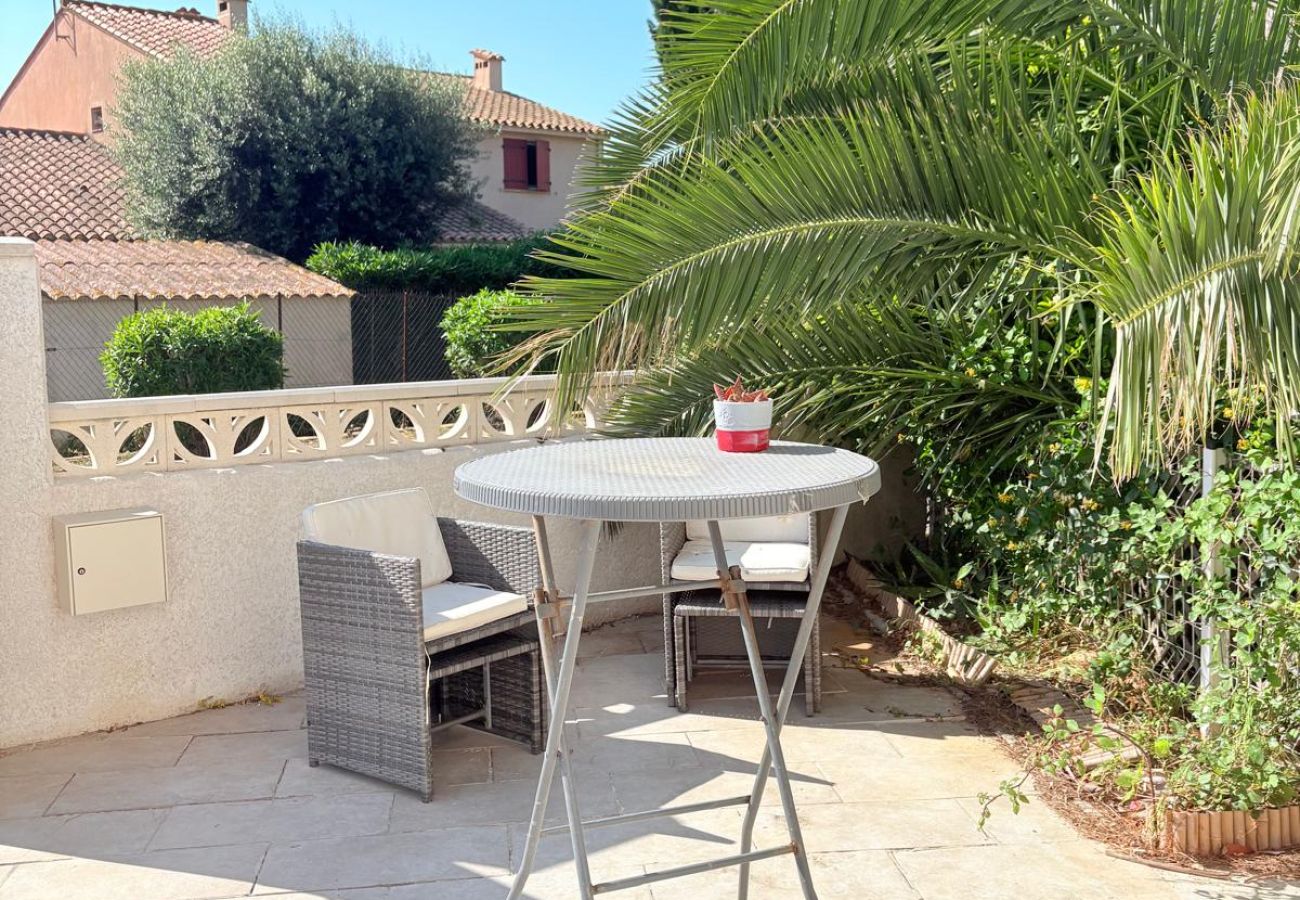 Appartement à Saint-Cyprien - REZ DE JARDIN ST CYPRIEN Posez vos valises chez nous!