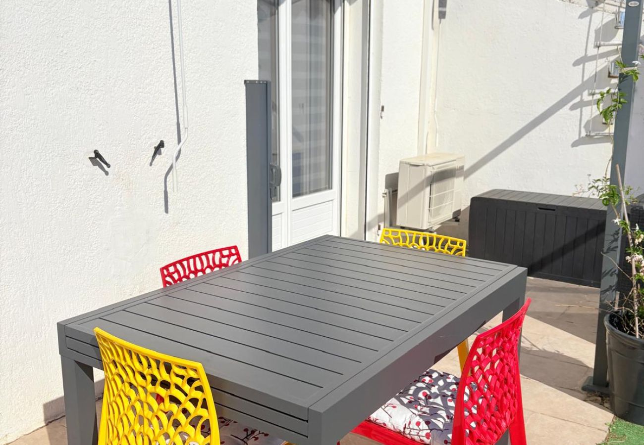 Appartement à Saint-Cyprien - REZ DE JARDIN ST CYPRIEN Posez vos valises chez nous!
