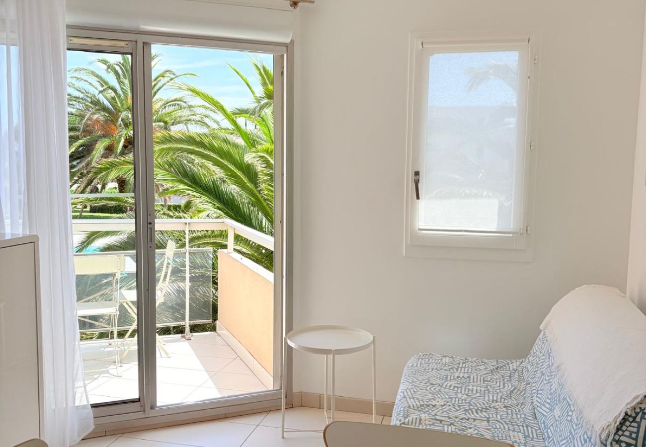 Appartement à Saint-Cyprien - St Cyprien paranthese ensoleillée au bord de l'eau 