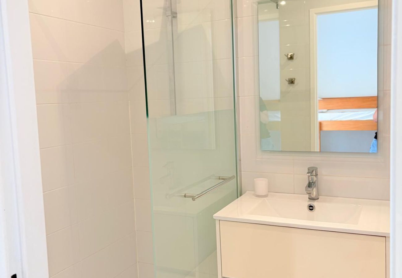 Appartement à Saint-Cyprien - St Cyprien paranthese ensoleillée au bord de l'eau 