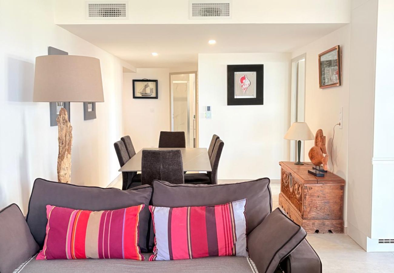 Appartement à Saint-Cyprien - Unique à St Cyprien les pieds dans l'eau
