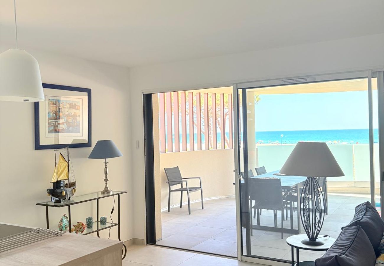 Appartement à Saint-Cyprien - Unique à St Cyprien les pieds dans l'eau