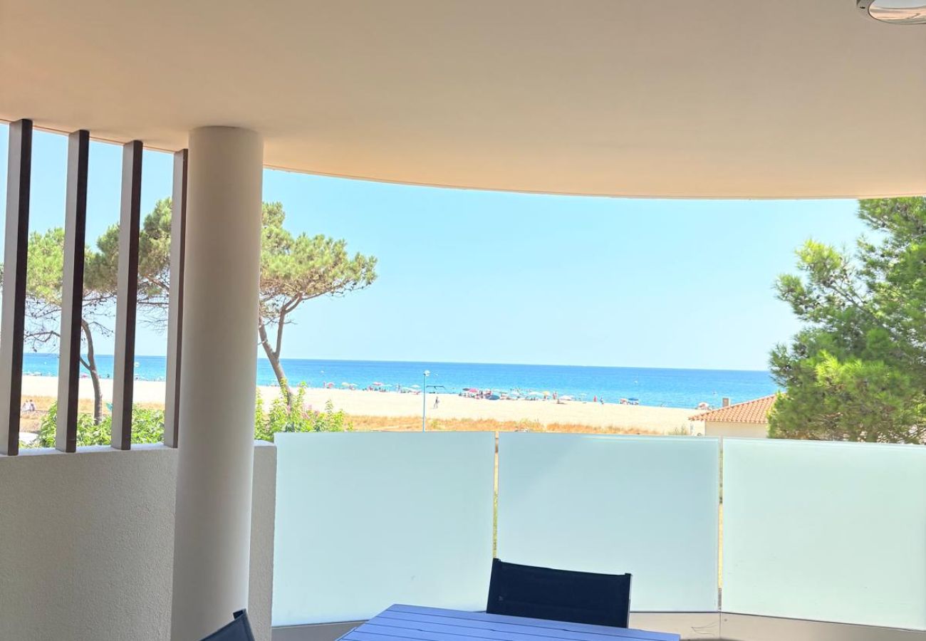Appartement à Saint-Cyprien - Unique à St Cyprien les pieds dans l'eau