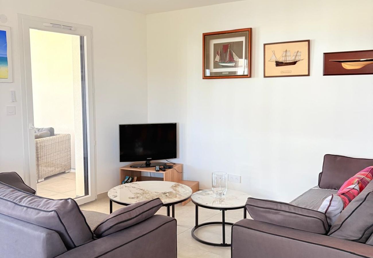 Appartement à Saint-Cyprien - Unique à St Cyprien les pieds dans l'eau