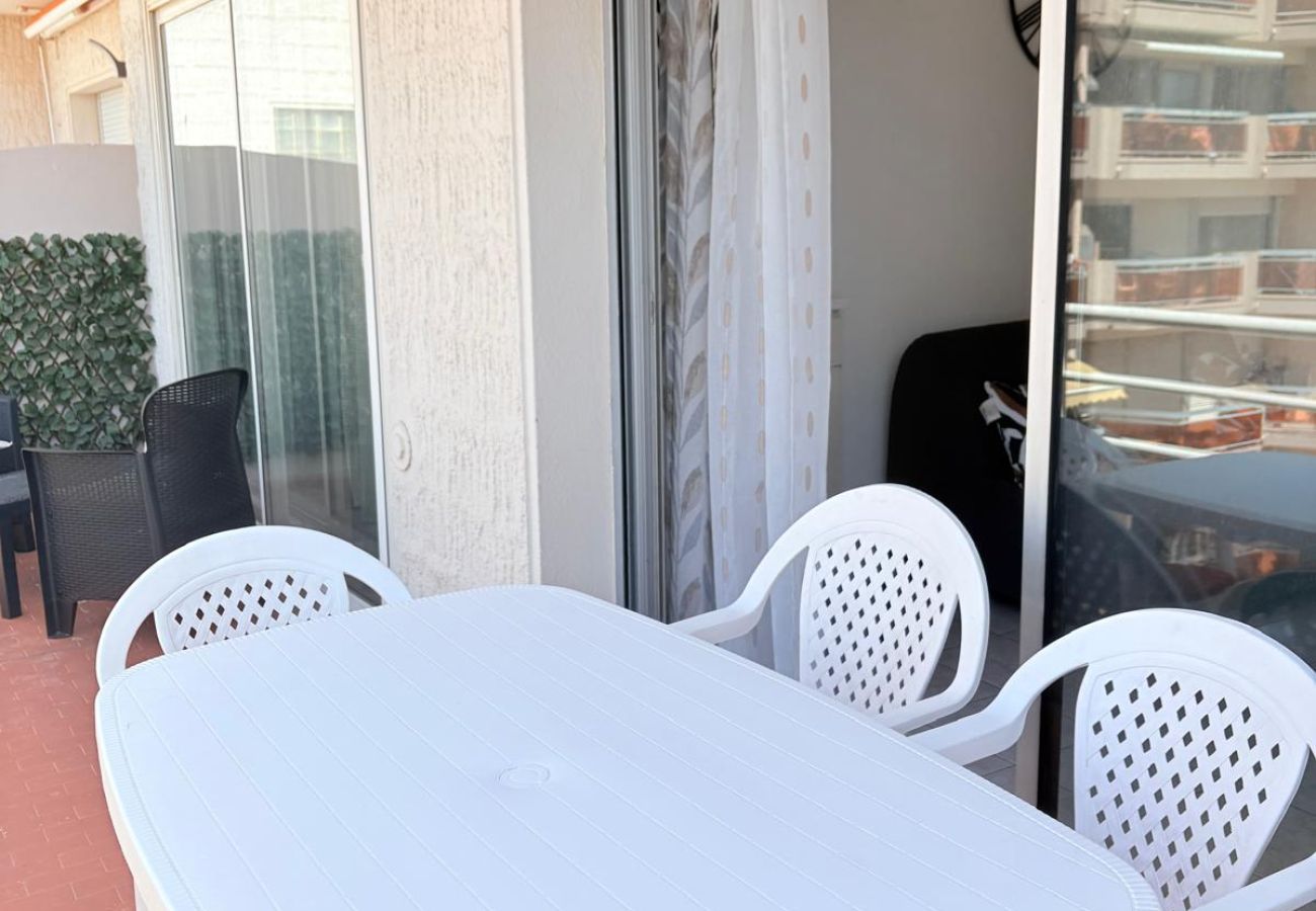 Appartement à Saint-Cyprien - Superbe Appartement sur le port de St Cyprien 
