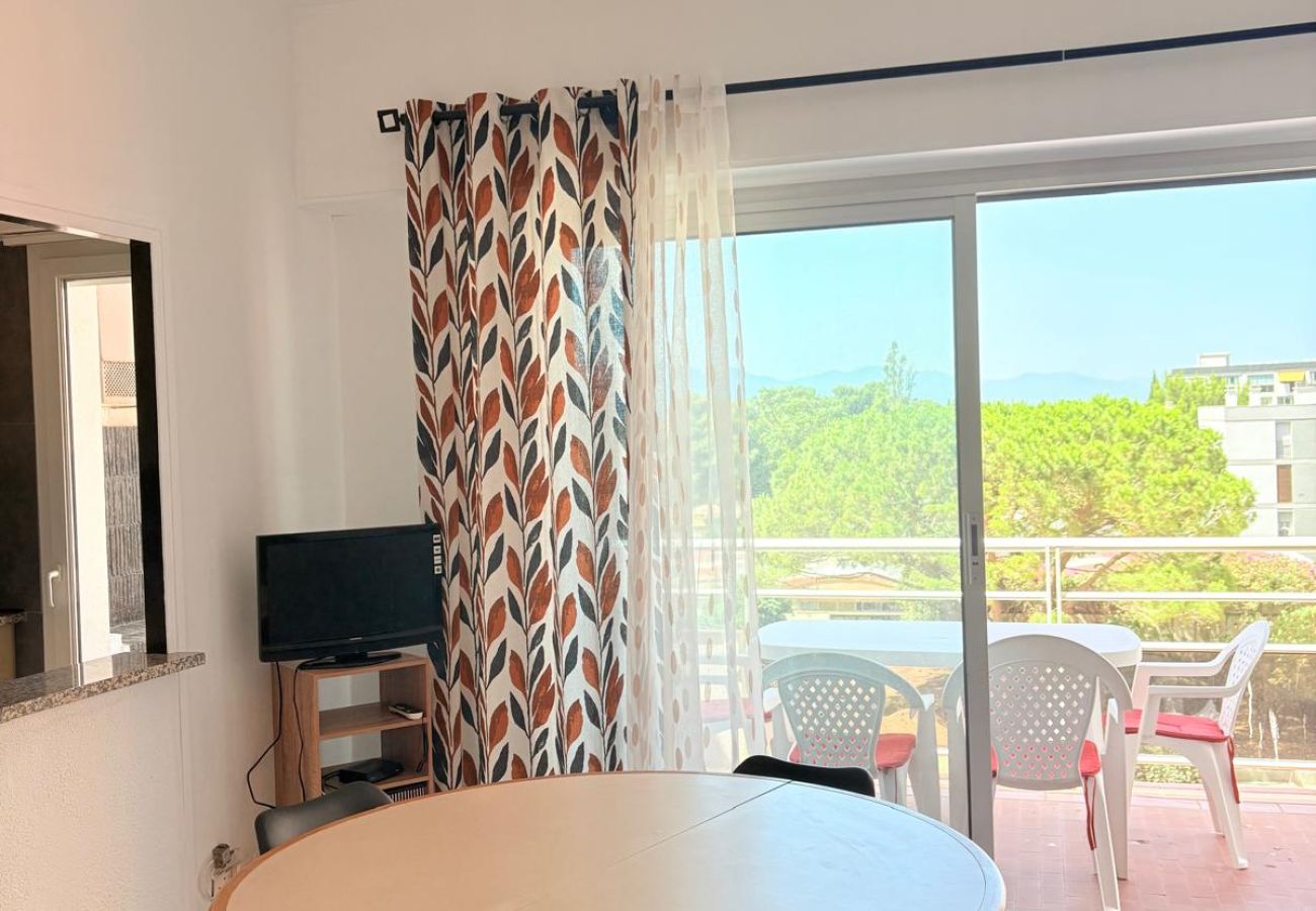 Appartement à Saint-Cyprien - Superbe Appartement sur le port de St Cyprien 