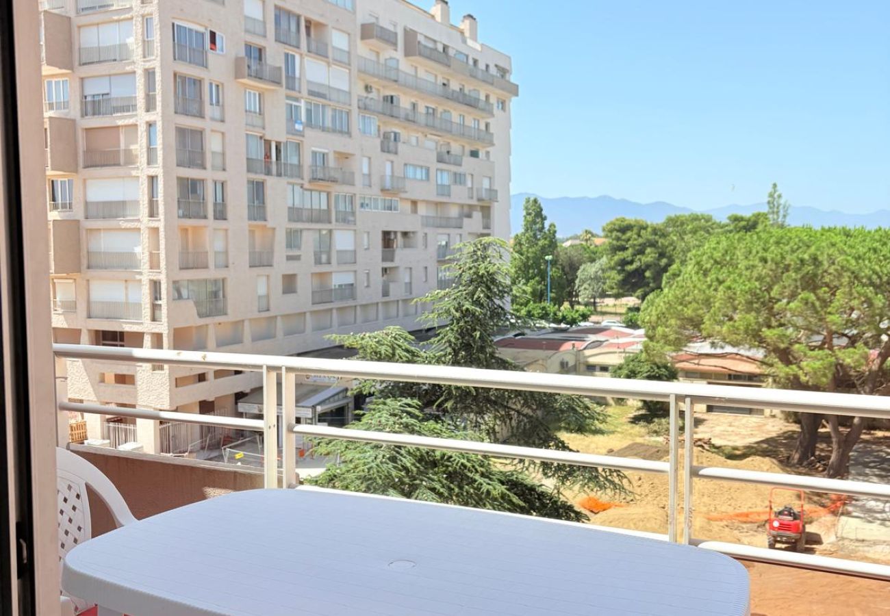 Appartement à Saint-Cyprien - Superbe Appartement sur le port de St Cyprien 